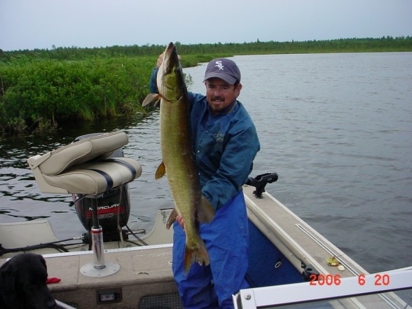 Photo of Musky Caught by Jerry  with Mepps Aglia Long in Wisconsin