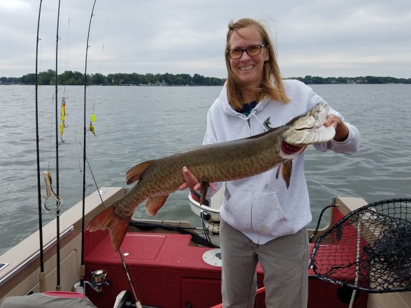 Photo of Musky Caught by Sue with Mepps Double Blade Black Fury in Illinois
